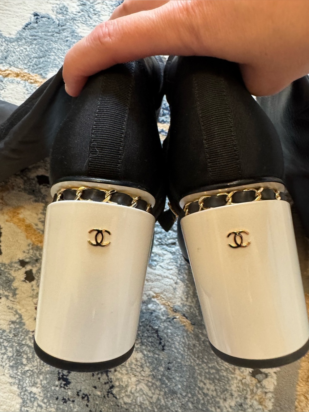 Chanel black leather Over-The-Knee Women's Boot with chain Accent Heel cc logo - Picture 14 of 16